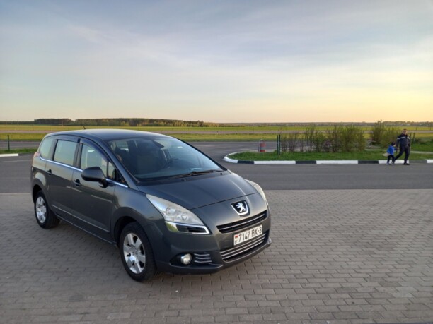 Peugeot 5008 I, 7 мест, 2009 г.
