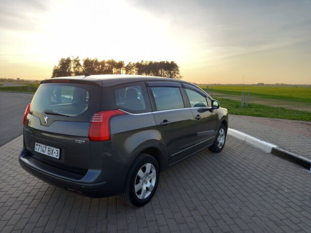 Peugeot 5008 I, 7 мест, 2009 г.