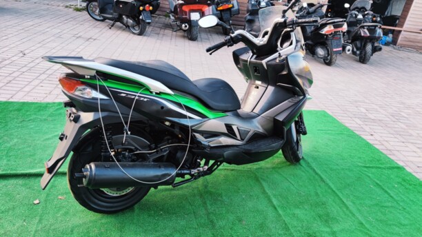 Kawasaki J300, 2015 г.
