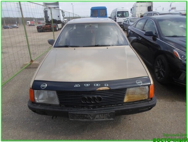 Audi 100 С3, 1983 г.