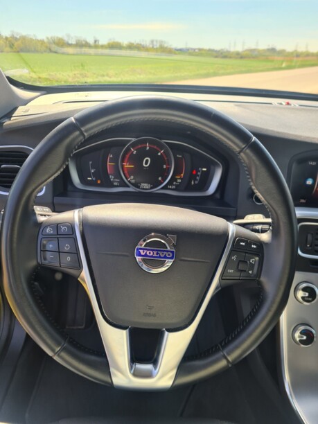 Volvo V60 I · Рестайлинг, 2017 г.