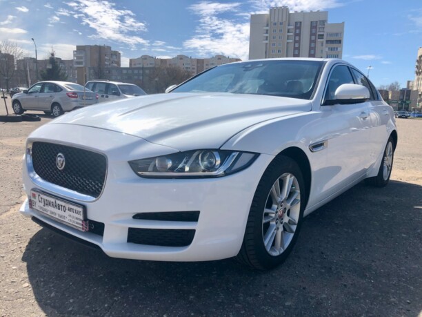 Jaguar XE, 2016 г.
