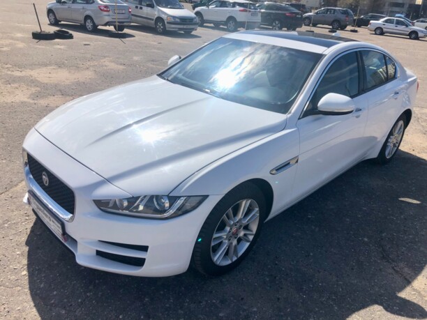 Jaguar XE, 2016 г.