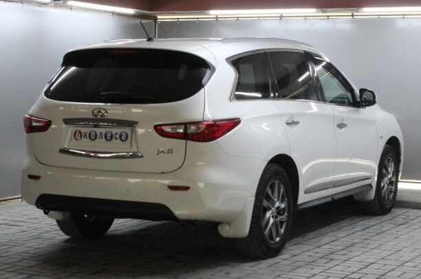 Infiniti JX, 7 мест, 2013 г.