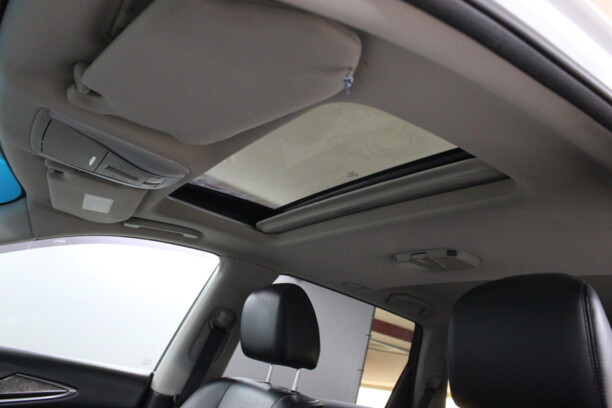 Infiniti JX, 7 мест, 2013 г.