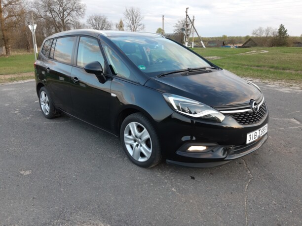Opel Zafira C · Рестайлинг, 2017 г.