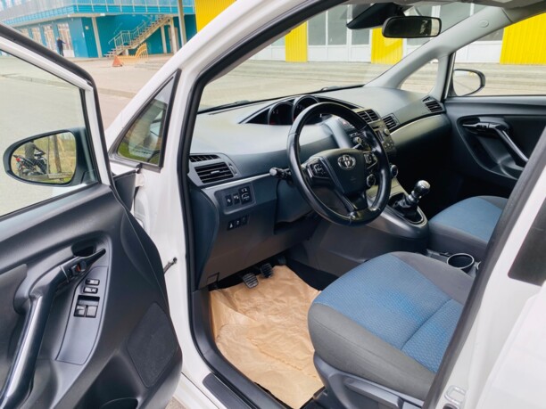 Toyota Verso I · Рестайлинг, 7 мест, 2016 г.