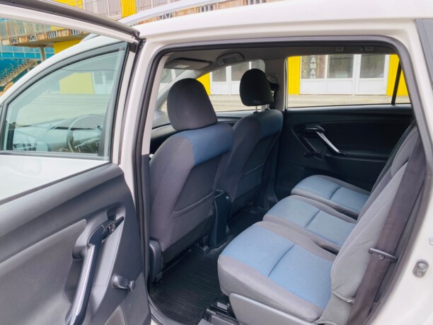 Toyota Verso I · Рестайлинг, 7 мест, 2016 г.