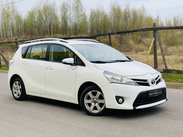 Toyota Verso I · Рестайлинг, 7 мест, 2016 г.