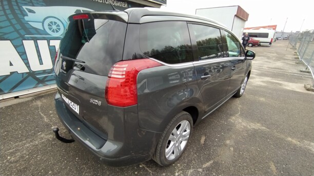 Peugeot 5008 I · Рестайлинг, 7 мест, 2016 г.