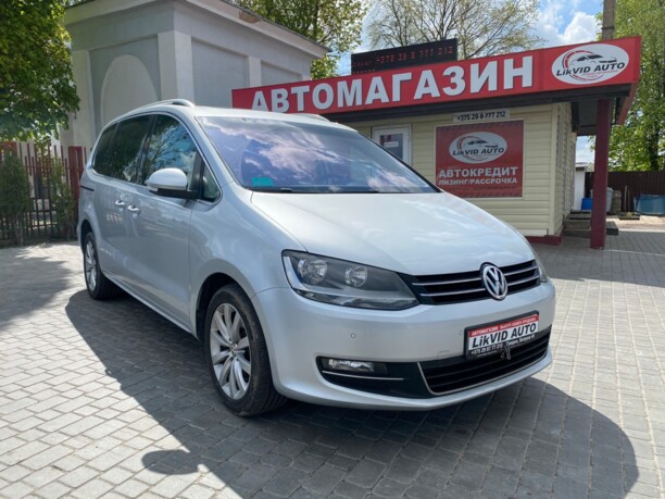 Volkswagen Sharan II, 7 мест, 2011 г.