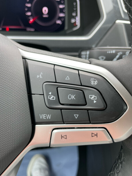 Volkswagen Tiguan II· Рестайлинг, 2021 г.