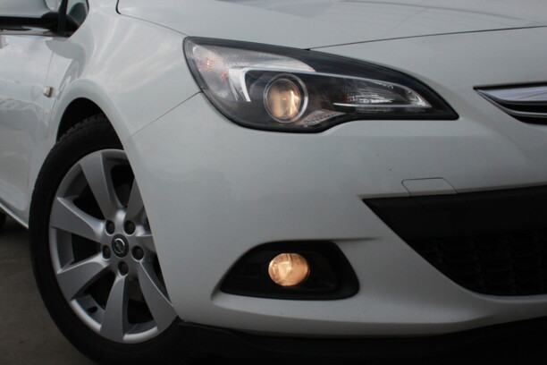 Opel Astra J, 2012 г.