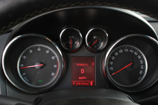 Opel Astra J, 2012 г.