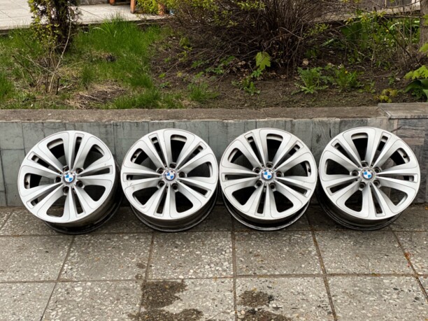 BMW стиль 234 8x18 5x120 4 шт.