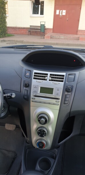 Toyota Yaris II (XP9), 2007 г.
