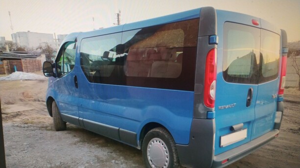 Renault Trafic грузо/пассажир 5 +1 мест, 2011 г.