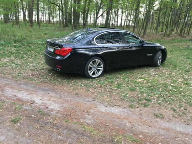 BMW 7 серия F01, F04, 2009 г.