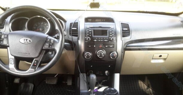 Kia Sorento II, 7 мест, 2010 г.