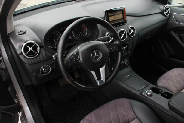 Mercedes-Benz B-Класс W246, 2012 г.