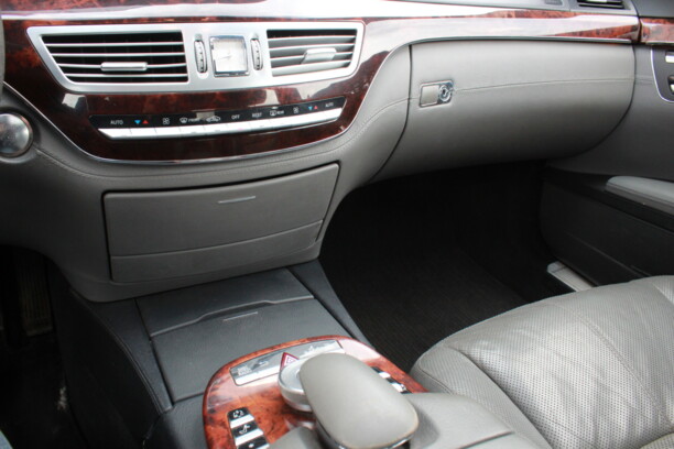 Mercedes-Benz S-Класс W221, 2005 г.