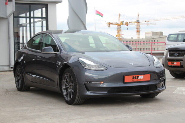 Tesla Model 3, 2019 г.