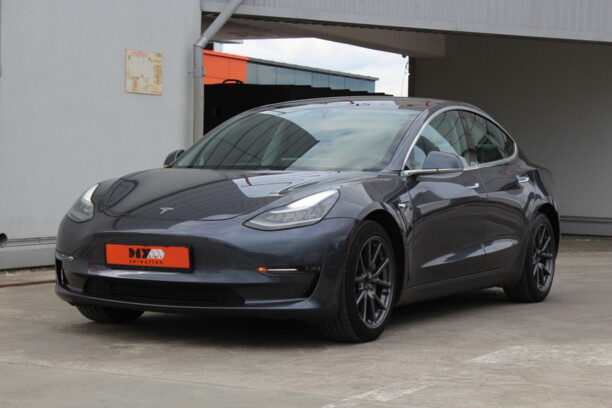 Tesla Model 3, 2019 г.