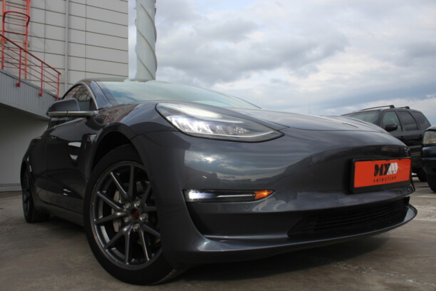 Tesla Model 3, 2019 г.