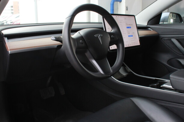 Tesla Model 3, 2019 г.
