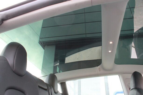 Tesla Model 3, 2019 г.
