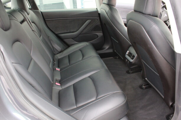 Tesla Model 3, 2019 г.