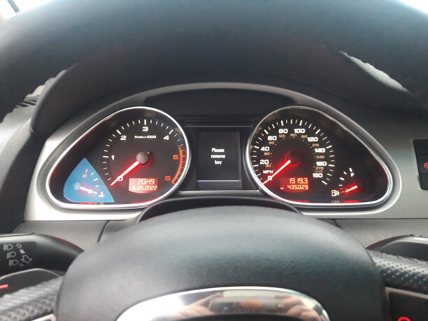 Audi Q7 4L, 7 мест, 2009 г.
