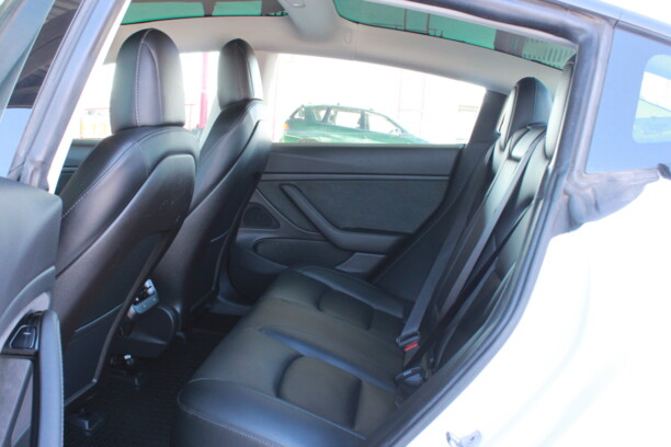 Tesla Model 3, 2019 г.
