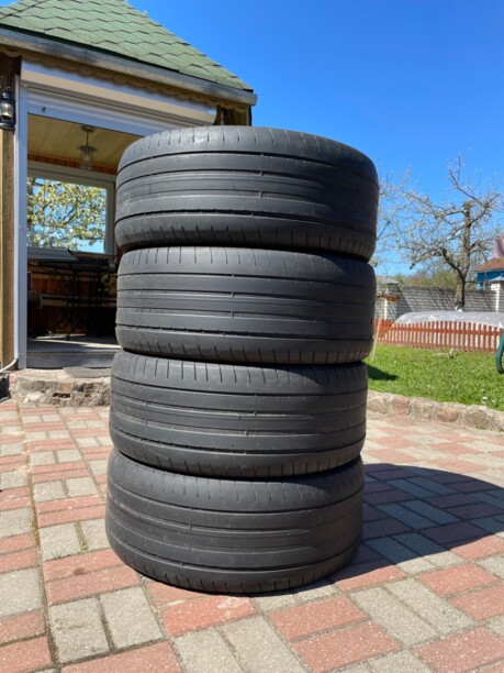 Легковые шины GoodYear Eagle F1 275/45 R20 4 шт.