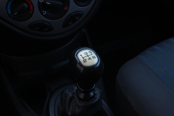 Ford Focus I · Рестайлинг, 2001 г.