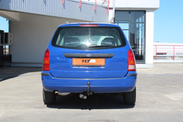 Ford Focus I · Рестайлинг, 2001 г.