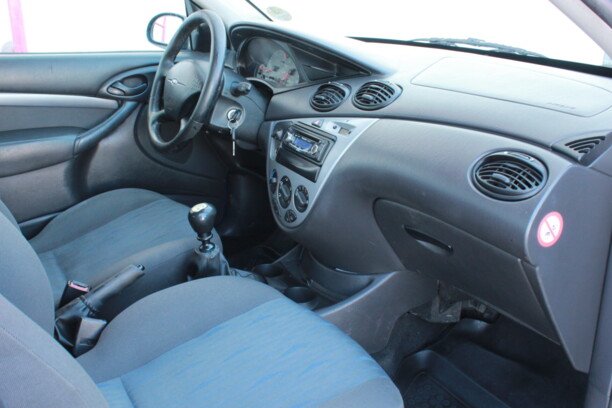 Ford Focus I · Рестайлинг, 2001 г.