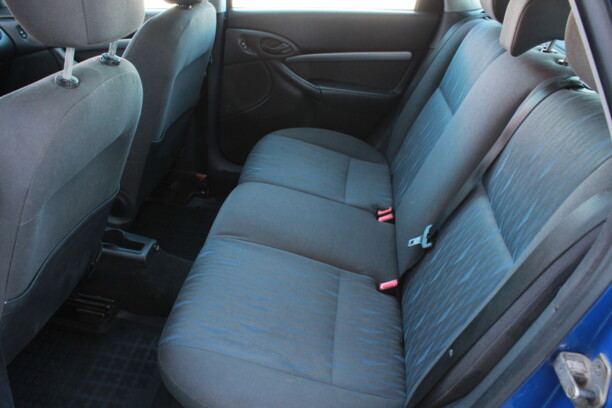 Ford Focus I · Рестайлинг, 2001 г.