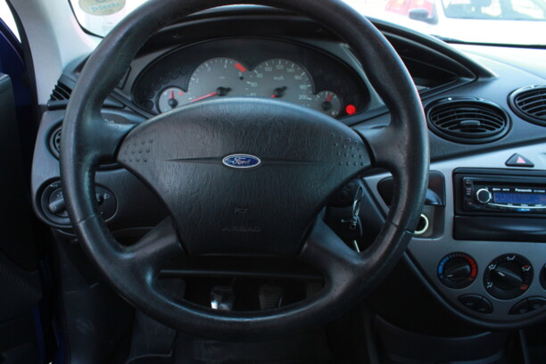 Ford Focus I · Рестайлинг, 2001 г.