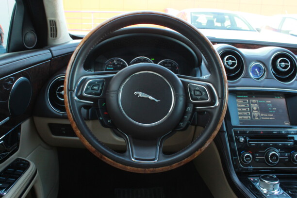 Jaguar XJ X351, 2010 г.