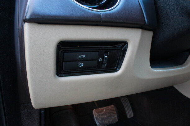 Jaguar XJ X351, 2010 г.