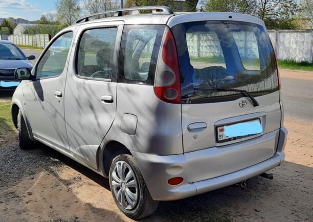 Toyota Yaris Verso, 2001 г.