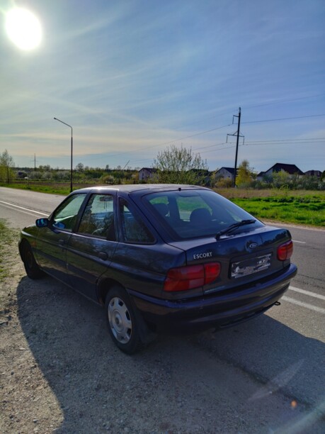 Ford Escort V · 2-й рестайлинг, 1998 г.
