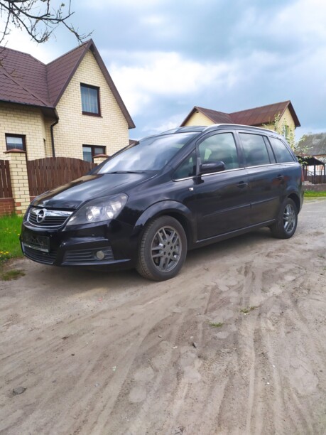 Opel Zafira B, 7 мест, 2006 г.