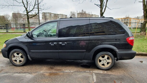 Dodge Grand Caravan IV, 7 мест, 2005 г.