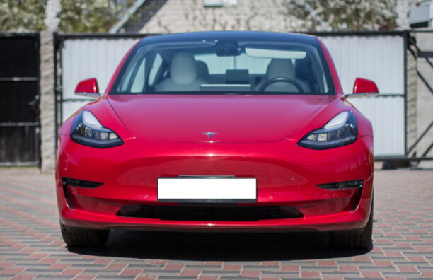 Tesla Model 3, 2018 г.