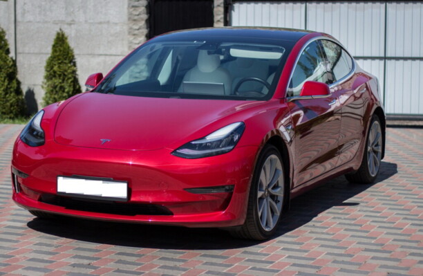 Tesla Model 3, 2018 г.