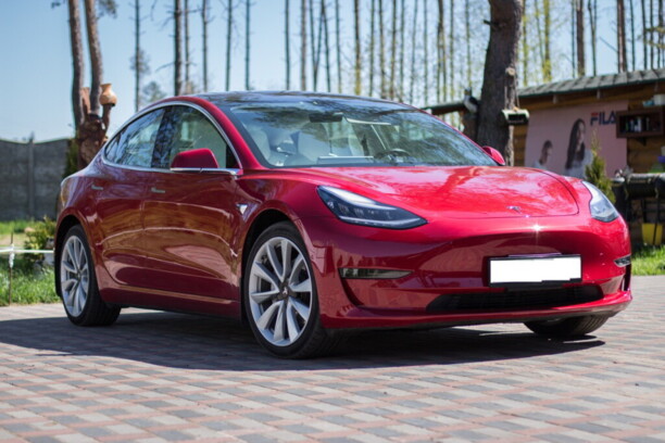 Tesla Model 3, 2018 г.