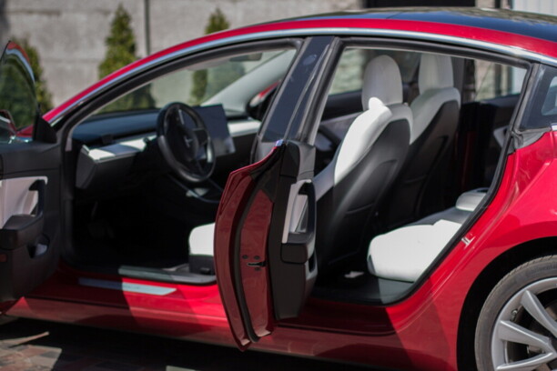 Tesla Model 3, 2018 г.
