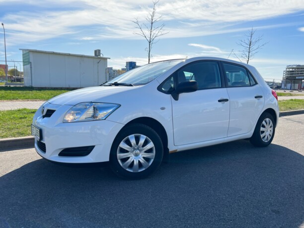 Toyota Auris I (E150), 2009 г.